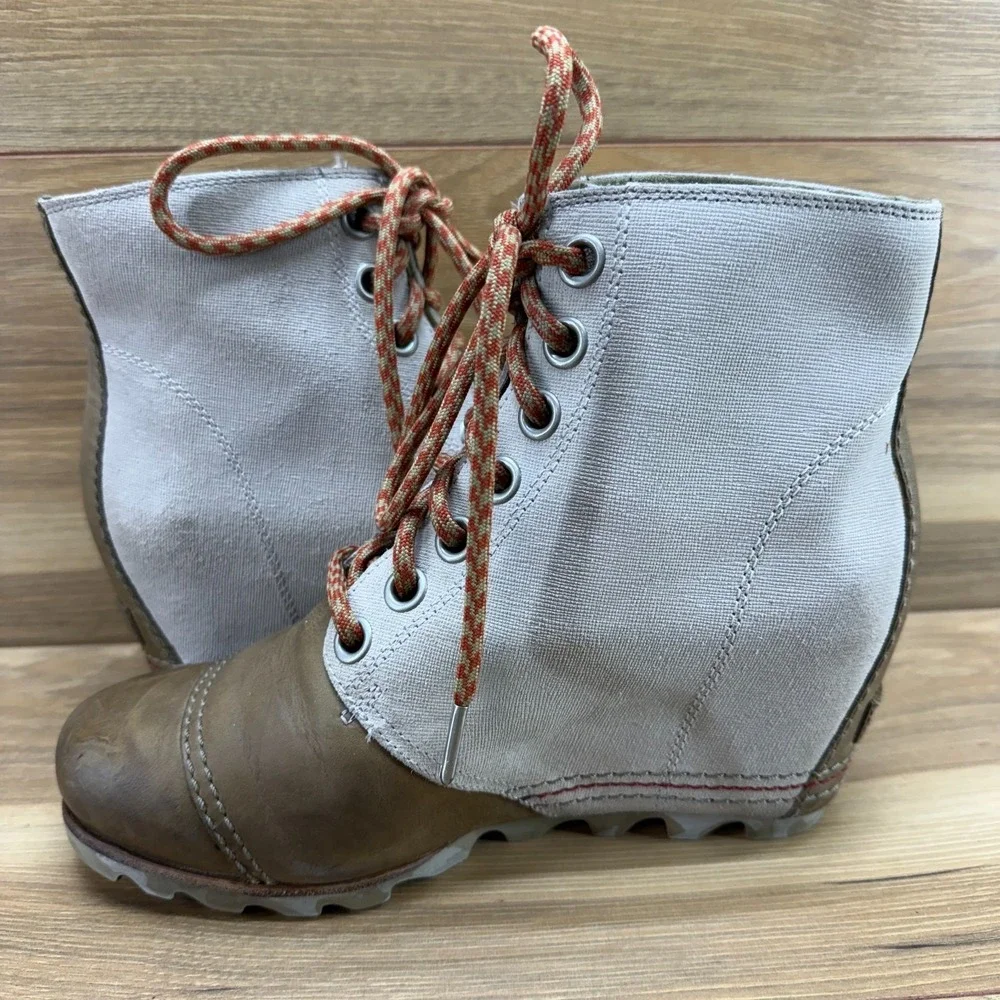 SOREL Joan Of Arctic Lexie Wedge Boots 8 Gray Taupe Waterproof Modern Chic